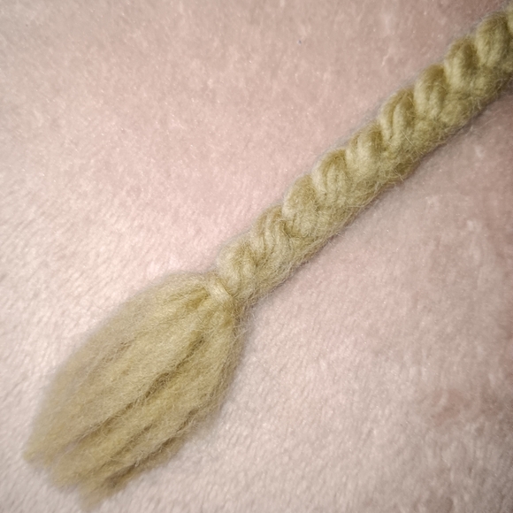 Burton 100% Wool Child's Tan Pink Cream Winter Hat With Braids OSFA - Picture 7 of 9